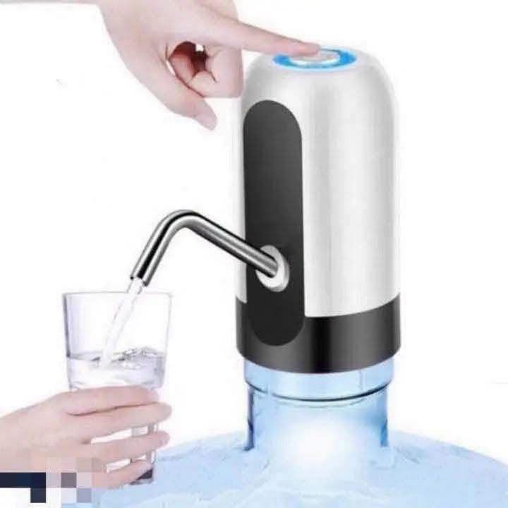 Automatic water dispenser (Category: Water Purifiers & Dispensers) located in Manila. Submitted by yzcartph (Listing ID 1459784734, Image 2). Description: .