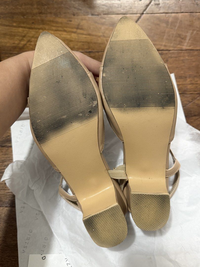 AZTRID Carter All Nude Pointed Block Heel (Category: Heels) located in Manila. Submitted by niks_preloved (Listing ID 1459732663, Image 3). Description: Link of the product: https://aztrid.com.ph/products/carter-nude-black Used once only RFS: Big on me. Size 23cm sya. Dapat size 22cm lang ako. Kaya natatanggal sya but it’s nice on the feet! 😍.