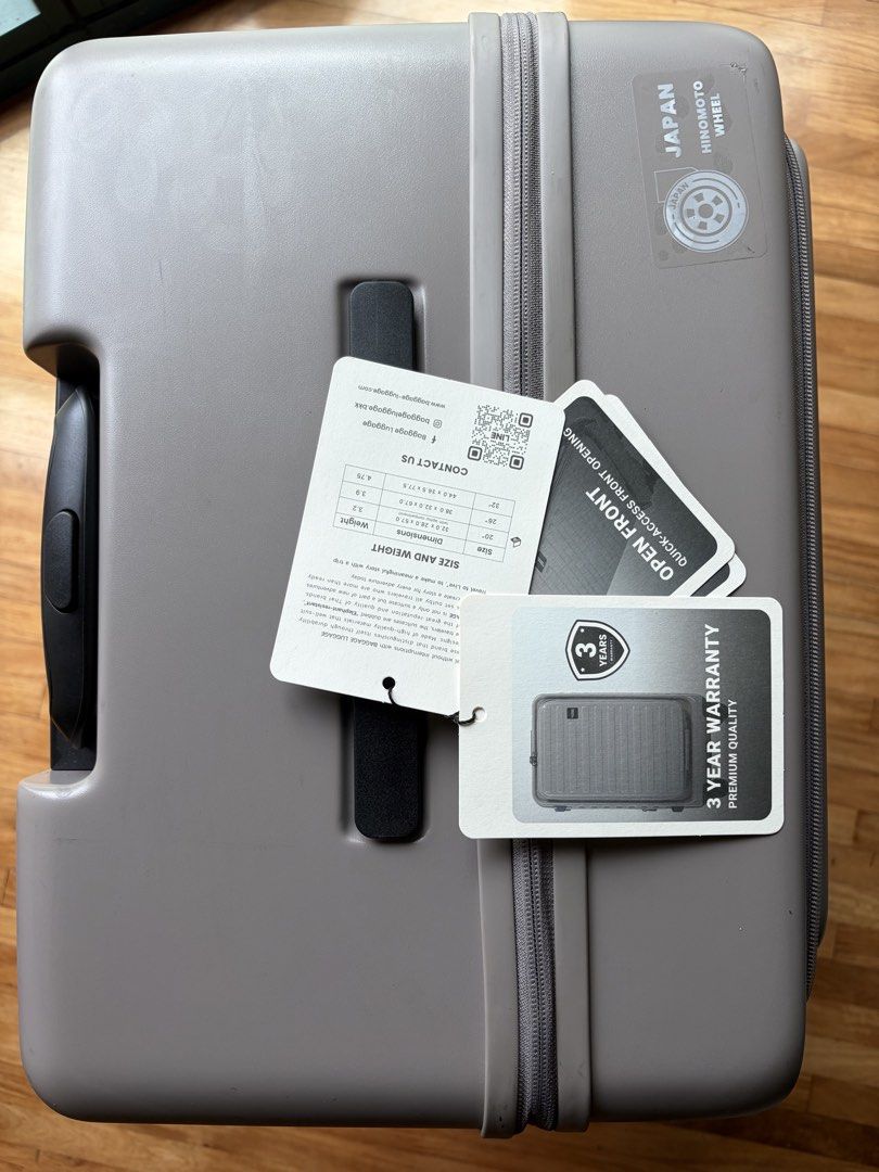 Baggage 32” Quick Access Front Opening Luggage (Category: Luggage) located in Manila. Submitted by coolforest.f11c23 (Listing ID 1459706974, Image 2). Description: - Grey 32-inch check in luggage - Quick access front opening - Smooth Hinomoto wheels from Japan - Includes a 3-year warranty - Interior features securing straps and zippered compartments - Ideal for all your travel needs - bought it from Thailand - 1 time loaded only.