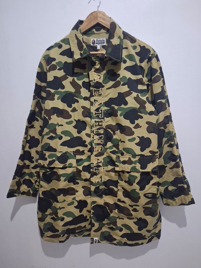 Bape camo size large (Category: Coats, Jackets and Outerwear) located in Tarlac. Submitted by christopher.24 (Listing ID 1459792376, Image 1). Description: excellent condition legit.