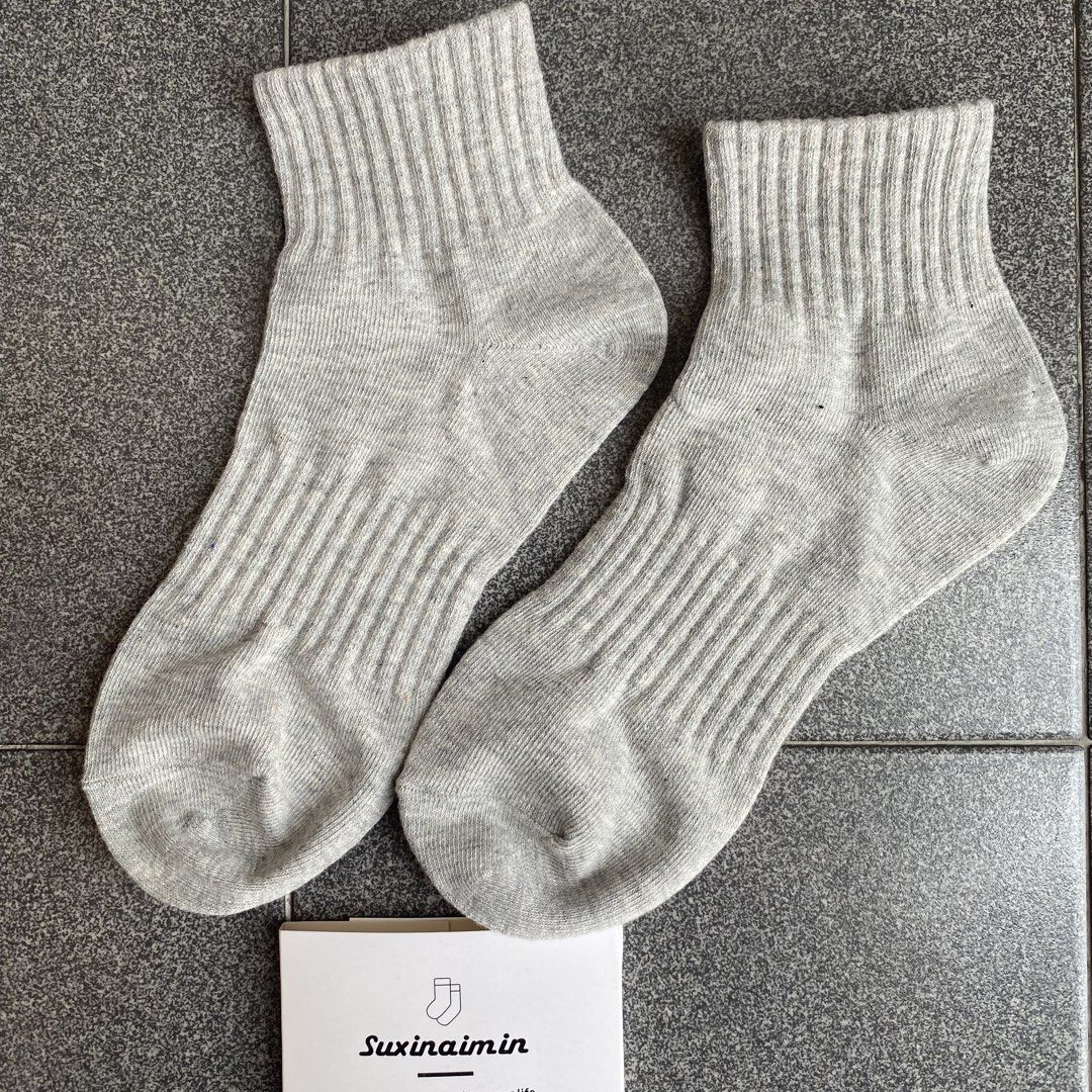 Basic Grey Socks (Category: Socks & Tights) located in Singapore. Submitted by shopsundayx (Listing ID 1459711150, Image 3). Description: .