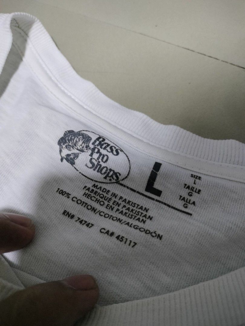 Bass Pro Shops "An American Tradition" Eagle Graphic Tee (Category: Tshirts & Polo Shirts ) located in San Mateo. Submitted by jhaixsober (Listing ID 1459881283, Image 3). Description: DIMES LENGTH 29 WIDTH 23 -GOOD CONDITION -NO ISSUES -COLOR RATE 10/10 -NEED WASH -FRESH FROM BALE LOCATION: QUEZON CITY COURIER:J&T AND LALAMOVE MOP: GCASH ONLY.