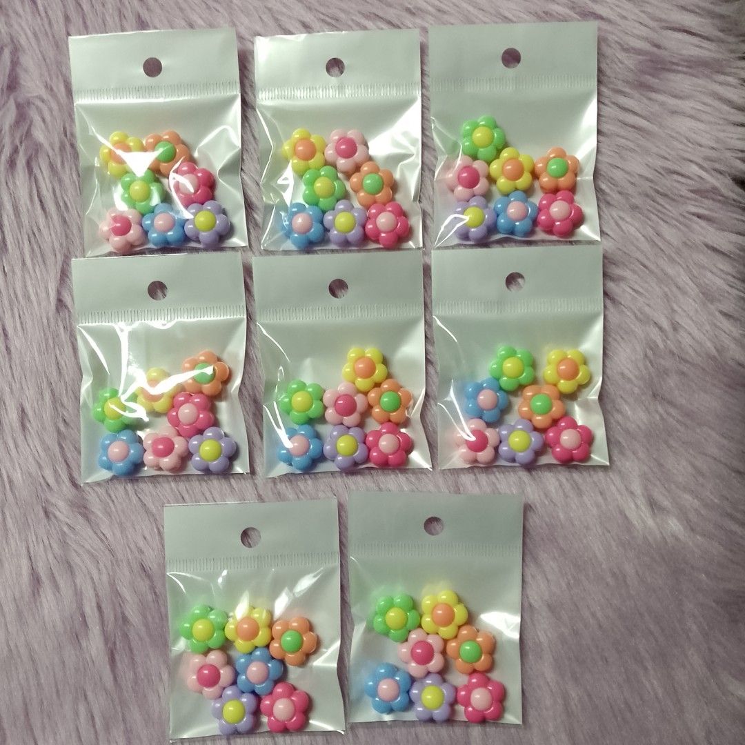 Beads Tingi |Sold Per pack| Sale (Category: Necklaces) located in Makati City. Submitted by eshiarhose (Listing ID 1459704389, Image 3). Description: .