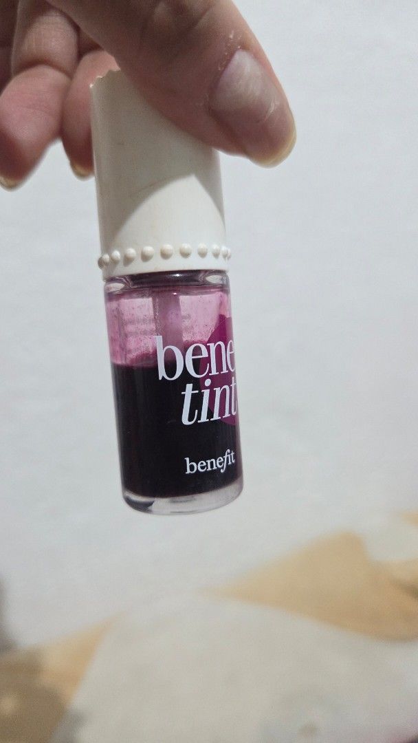 Benefit Benetint Lip & Cheek Stain (Category: Makeup) located in Taguig. Submitted by tipidd (Listing ID 1459737022, Image 3). Description: - Benefit Benetint Mini (6ml) - Raspberry-tinted lip & cheek stain - Creates a natural, healthy flush - Easy to apply and blend - Highly concentrated formula - a little goes a long way!.