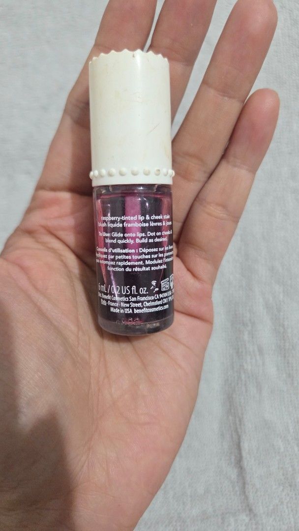 Benefit Benetint Lip & Cheek Stain (Category: Makeup) located in Taguig. Submitted by tipidd (Listing ID 1459737022, Image 2). Description: - Benefit Benetint Mini (6ml) - Raspberry-tinted lip & cheek stain - Creates a natural, healthy flush - Easy to apply and blend - Highly concentrated formula - a little goes a long way!.