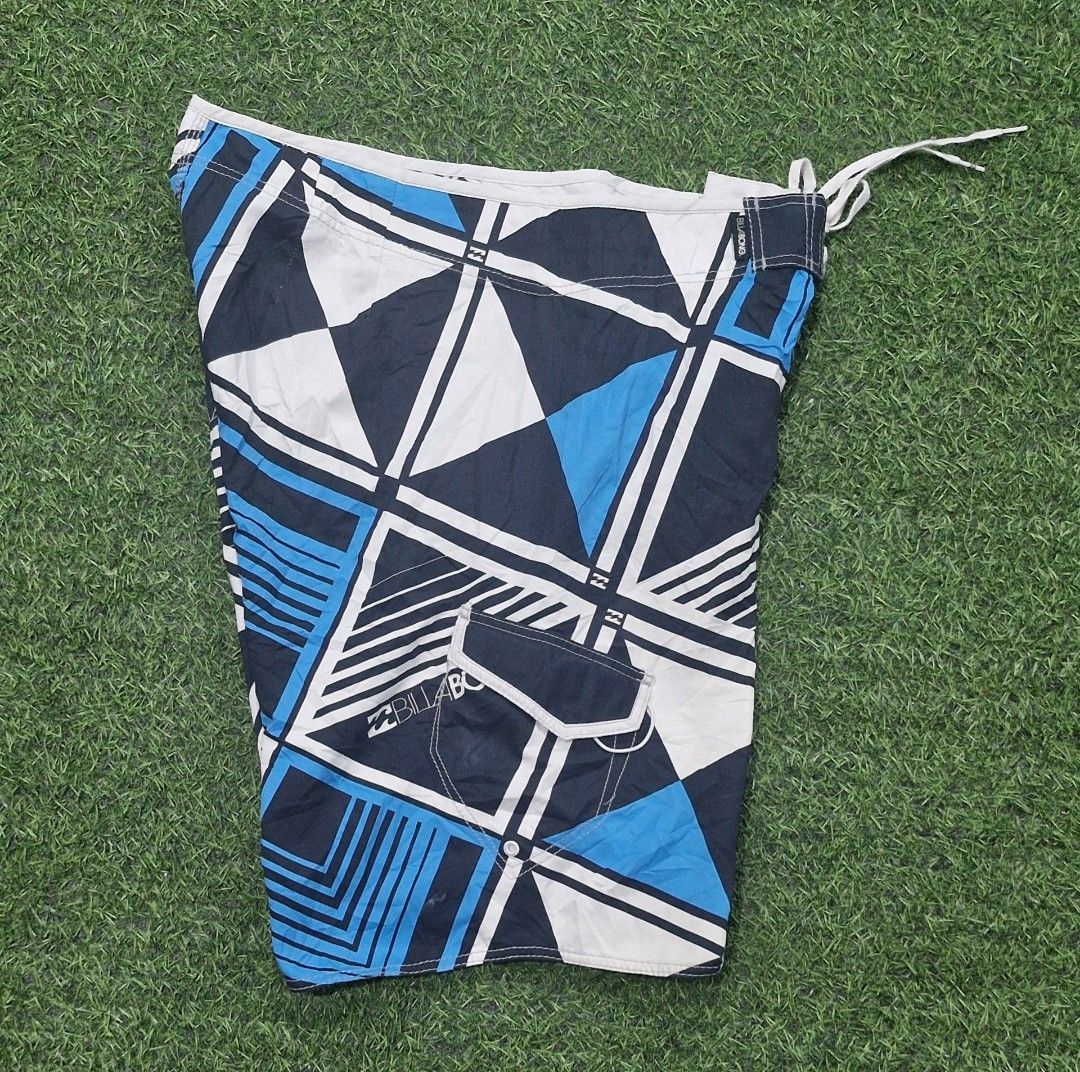 Billabong board short (Category: Shorts) located in Pili. Submitted by the_g_thrift (Listing ID 1459805766, Image 2). Description: size 38 on tag size: 36-40 tape measure length: 22 hem: 13 excellent condition need wash.