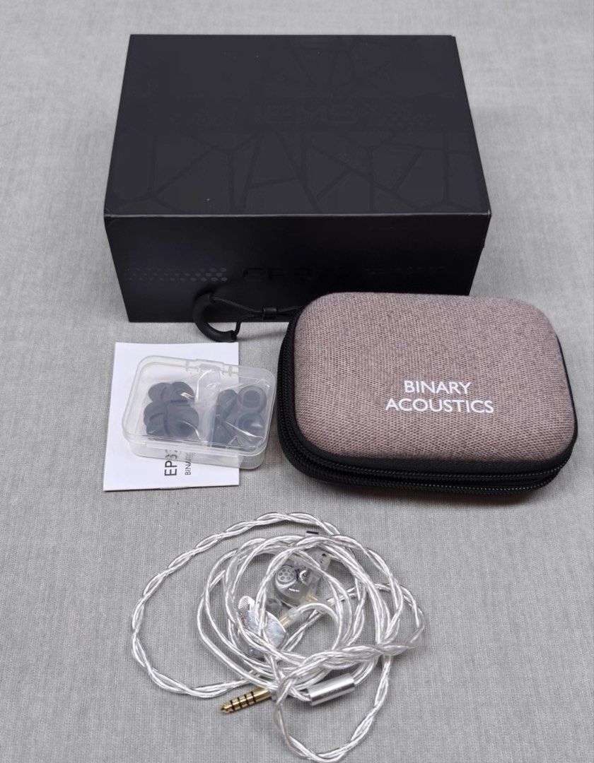 Binary EP321 (Category: Earphones) located in Singapore. Submitted by easonmusic7 (Listing ID 1459844285, Image 1). Description: Like New Full Set .