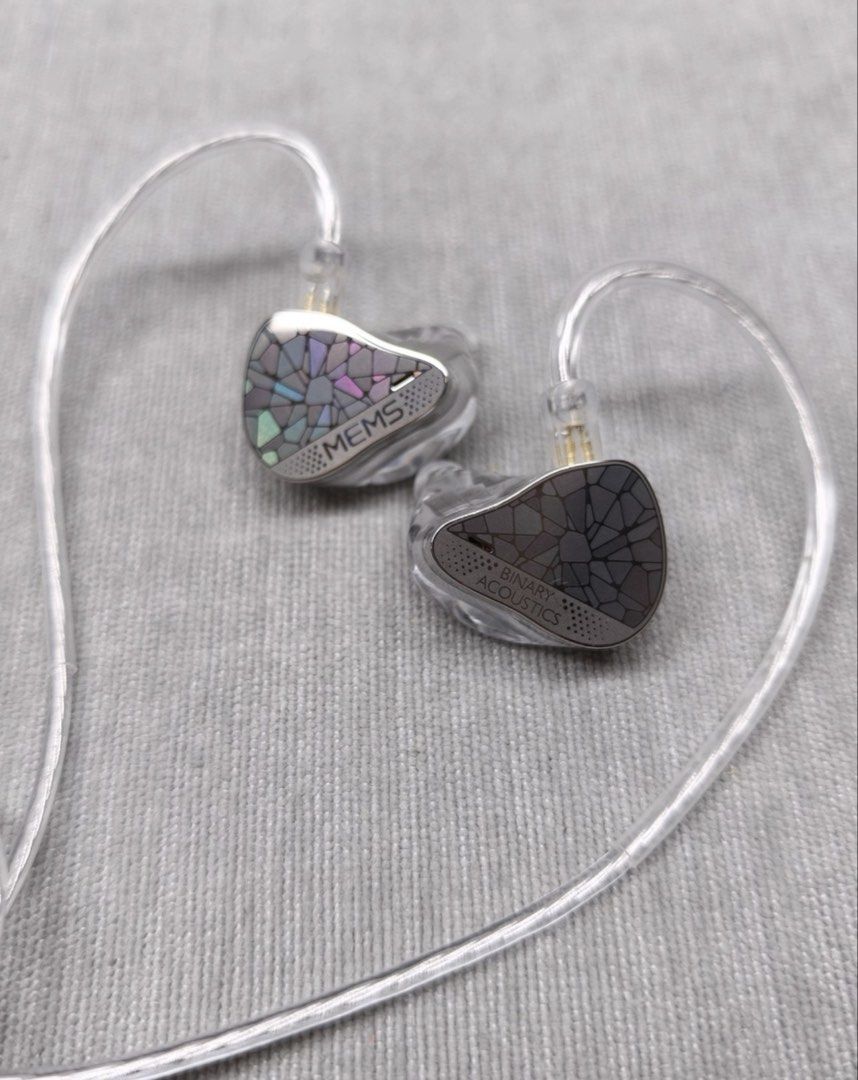 Binary EP321 (Category: Earphones) located in Singapore. Submitted by easonmusic7 (Listing ID 1459844285, Image 2). Description: Like New Full Set .