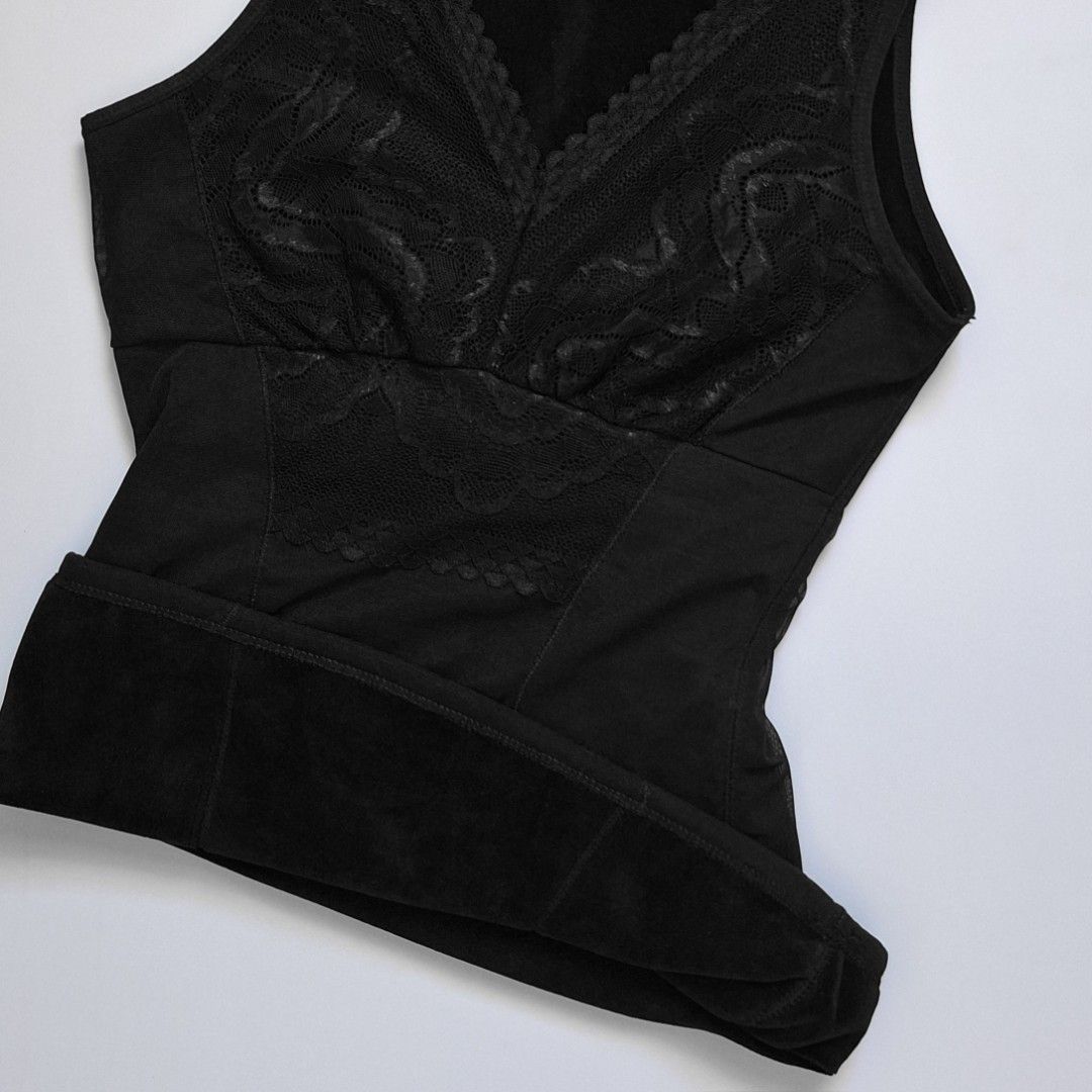 Black Lace Shapewear Top (Category: Sleeveless) located in Tarlac. Submitted by brownbasket (Listing ID 1459725233, Image 2). Description: Size: SX-S Price + Sf MOP: Gcash | MariBank MOD: J&T.