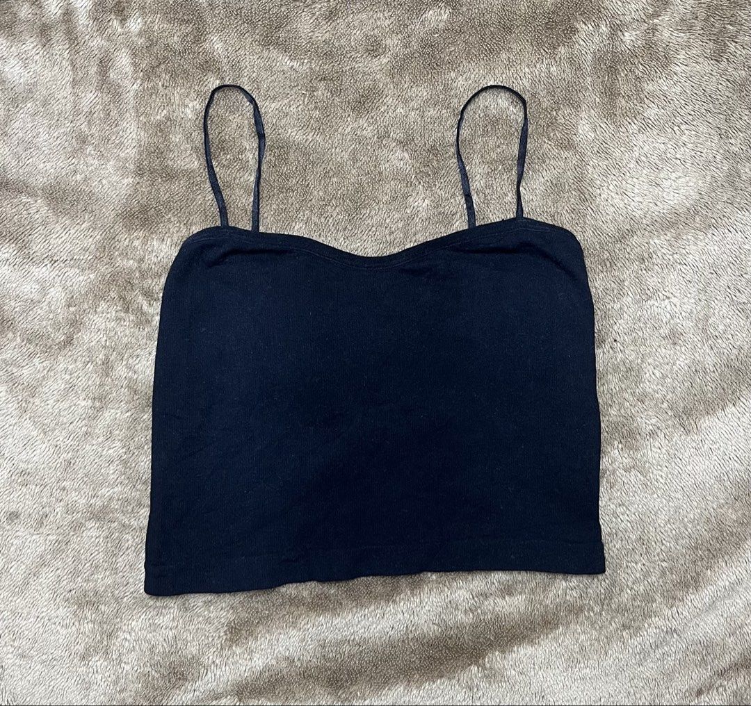Black Ribbed Spaghetti Strap Crop Top with Cutout Back (Category: Others Tops) located in Cavite. Submitted by bellewii (Listing ID 1459847169, Image 1). Description: - Black ribbed crop top - Thin spaghetti straps - Sweetheart neckline - Strappy cutout detail on the back - Stretchy fabric for a comfortable fit - Ideal for layering or wearing alone - Pairs perfectly with high-waisted bottoms.