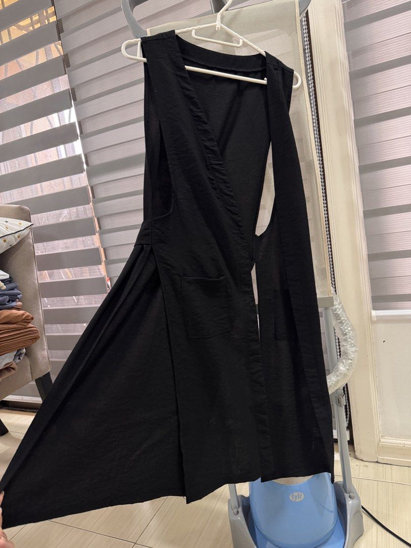 Long Vest/Cover-up with Pockets (Free size) (Category: Coats, Jackets and Outerwear) located in Santa Rosa. Submitted by house.of.little.aya (Listing ID 1459778646, Image 2). Description: - Black long vest. Two front pockets - Includes tie belt for cinching waist - Can be worn open or tied - Perfect layering piece for any outfit.