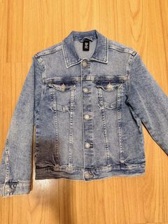 (Category: ) located in . Submitted by el.mo (Listing ID 1459716966, Image 1). Description: .