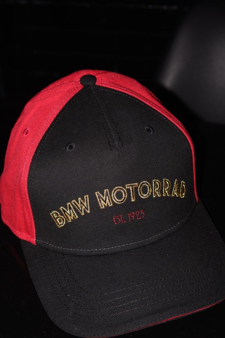BMW MOTORRAD CAP (Category: Caps & Hats) located in Caloocan City. Submitted by mikkibuckets (Listing ID 1459796815, Image 2). Description: BNEW / UNWORN .