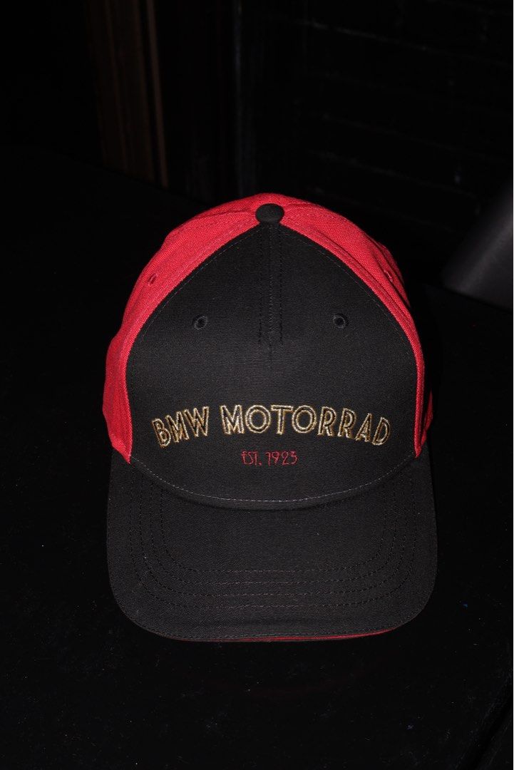 BMW MOTORRAD CAP (Category: Caps & Hats) located in Caloocan City. Submitted by mikkibuckets (Listing ID 1459796815, Image 1). Description: BNEW / UNWORN .