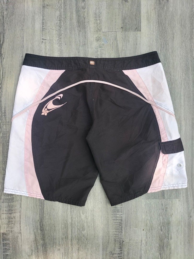 Board shorts (Category: Activewear) located in Calabanga. Submitted by l4raxqwqw (Listing ID 1459830514, Image 2). Description: .