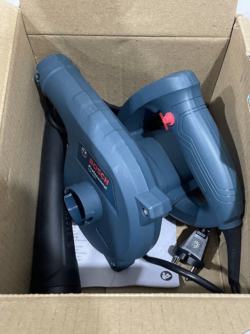 BOSCH BLOWER (GBL 650) (Category: Construction Tools & Equipment) located in San Isidro. Submitted by noeruuu (Listing ID 1459860209, Image 2). Description: Brand new. Opened but never used. 📍San Isidro, Nueva Ecija, Philippines.