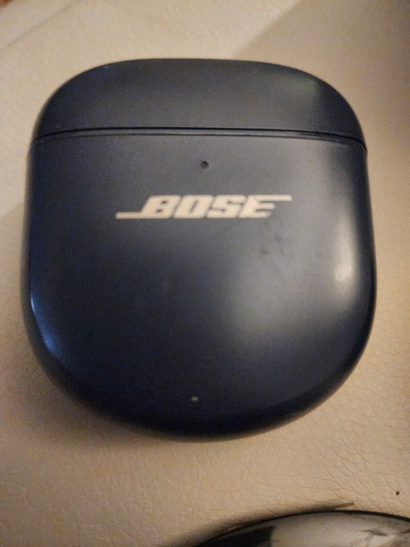 Bose QuietComfort Earbuds II - Navy Blue (Category: Earphones) located in Manila. Submitted by kg613 (Listing ID 1459720367, Image 3). Description: - Bose QuietComfort Earbuds II - Color: Navy Blue - Includes original charging case - Comes with a clear protective case and lanyard - Renowned Bose sound quality - Superior noise cancellation - Selling because I upgraded to a new pair.