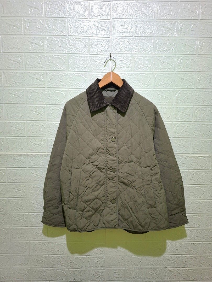 BOXY FIT CORDUROY COLLAR JACKET (Category: Coats, Jackets and Outerwear) located in Cebu City. Submitted by uniqloarchives_ (Listing ID 1459724014, Image 1). Description: BOXY FIT CORDUROY COLLAR JACKET - MEDIUM WIDTH: 25 LENGTH: 24 📌EXCELLENT CONDITION 📌WATER REPELLENT 📌BOXY FIT 📌COLOR RATE: 10/10 📌 WASHED READY TO WEAR 📌 NO ISSUE 📍LOCATION:CEBU CITY 📦COURIER:J&T or MAXIM COD 🏷️₱550 + sf.