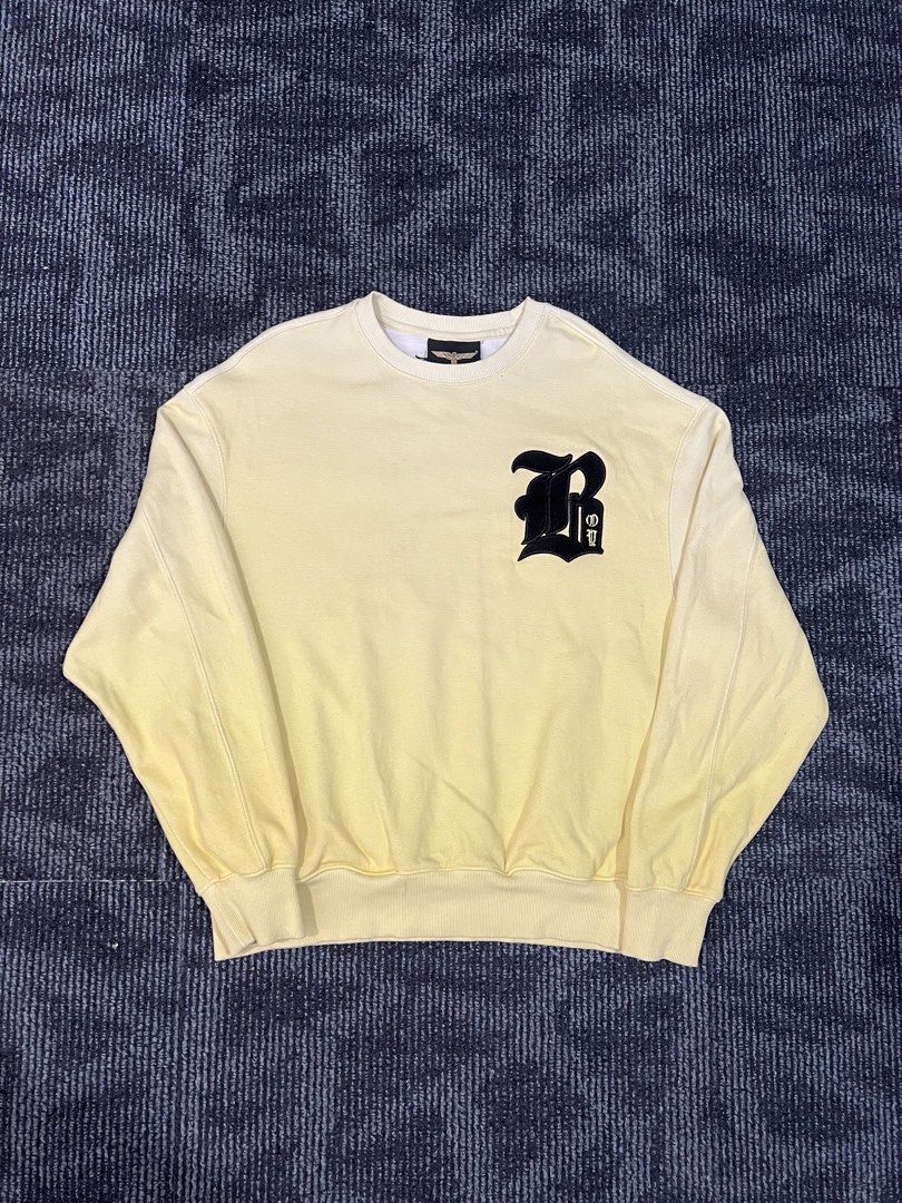 BOY LONDON OLD ENGLISH (Category: Announcements) located in Bacoor. Submitted by basicthrift (Listing ID 1459697042, Image 1). Description: Excellent condition 10/10 color rate almost newhans Small on tag.
