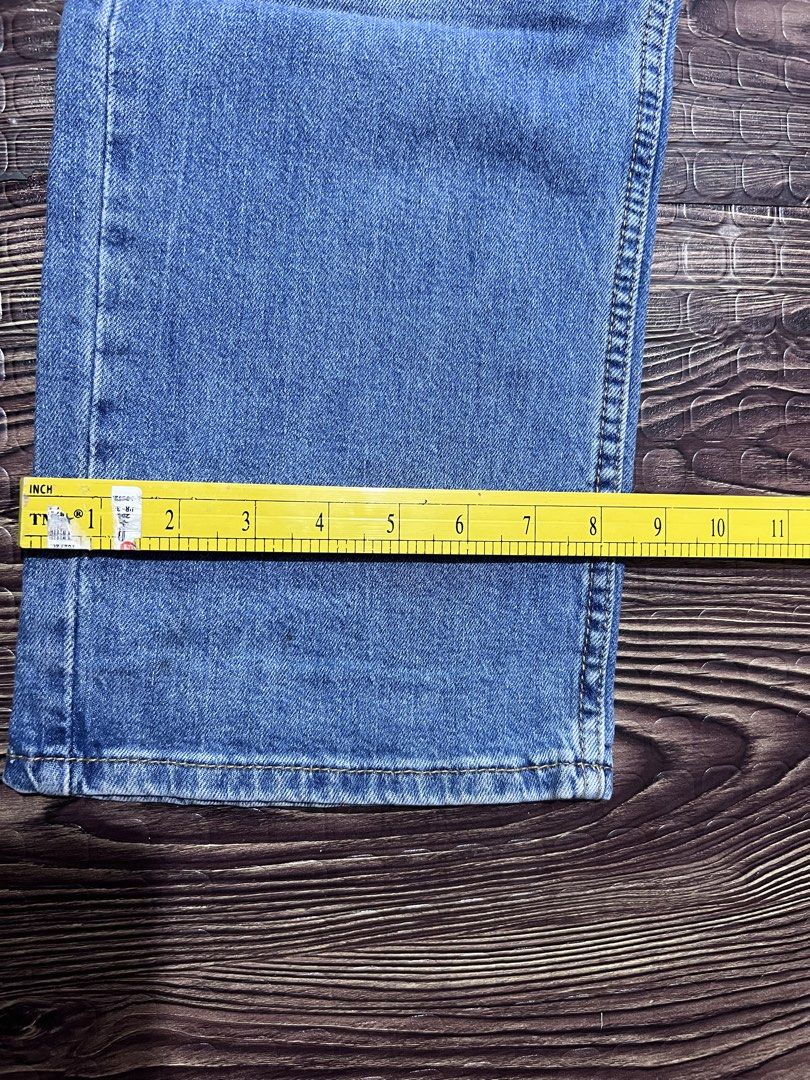 Brand New Levis (Category: Jeans) located in Manila. Submitted by okeanos (Listing ID 1459754815, Image 2). Description: .