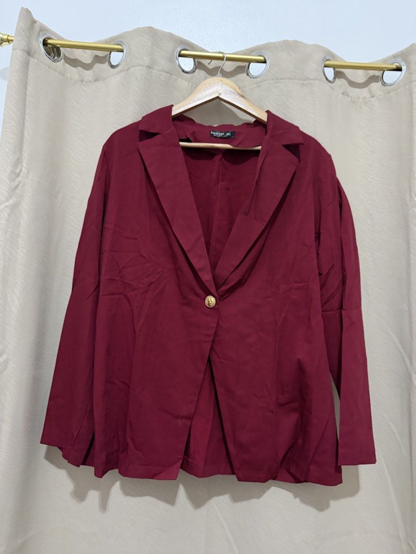 Brandnew Burgundy Blazer Set (Category: Sets or Coordinates) located in Manila. Submitted by pachoooli (Listing ID 1459847385, Image 1). Description: .