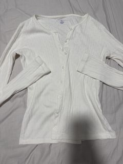 (Category: ) located in . Submitted by yoursonenoni (Listing ID 1459868172, Image 1). Description: .