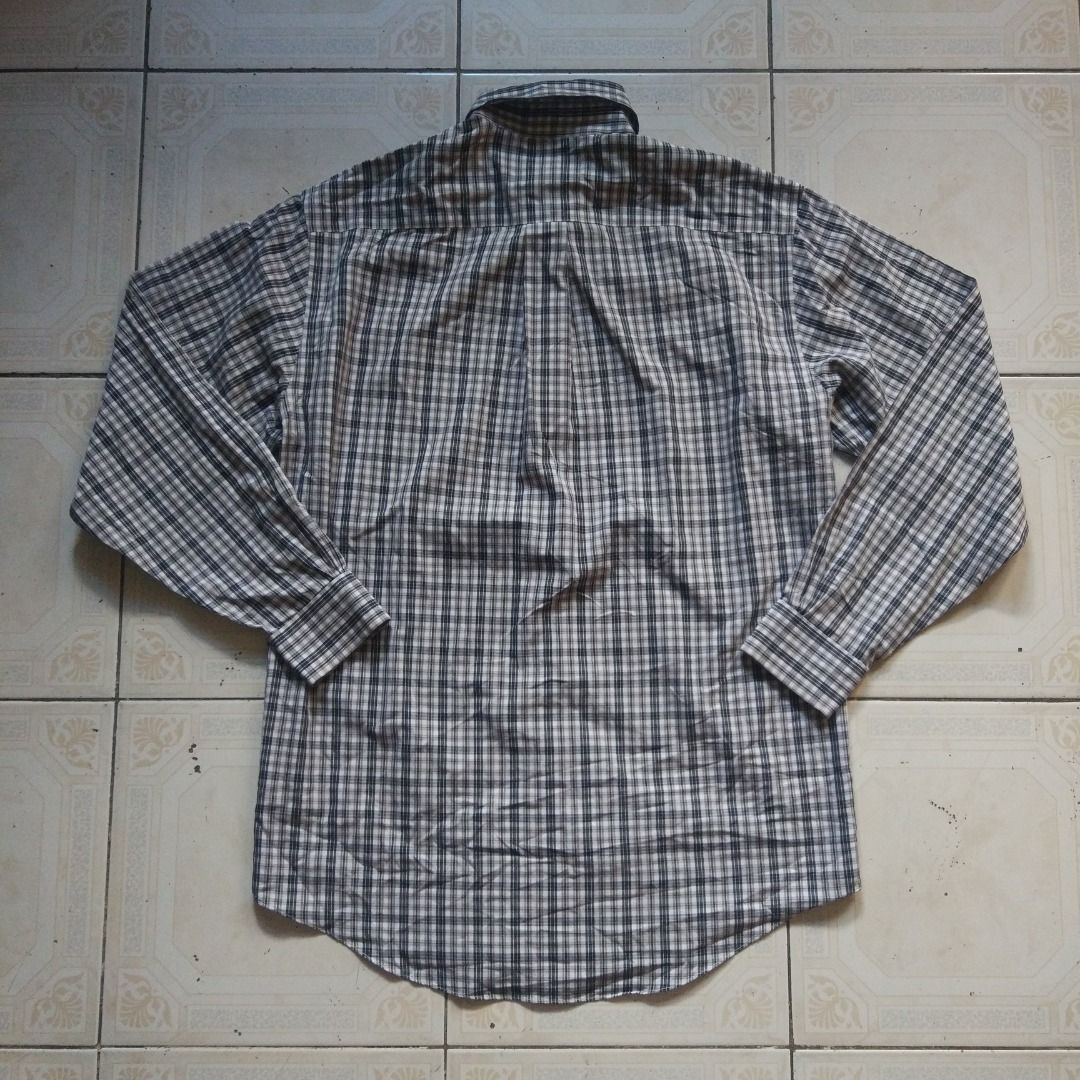 Brooks Brothers Longsleeve S (Category: Formal Shirts) located in Pasay City. Submitted by denimdude.ph (Listing ID 1459807417, Image 2). Description: .