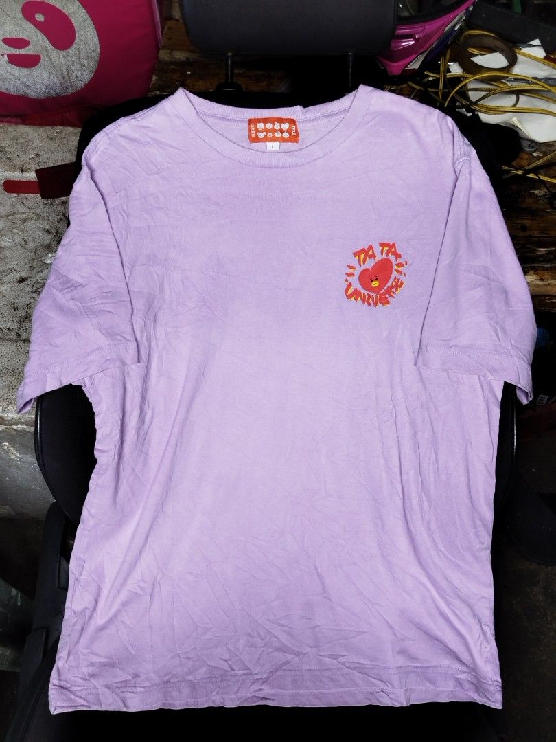 BT21 TATA UNIVERSE UTOPIA LIGHT PURPLE (Category: Shirts) located in Manila. Submitted by rfaiyaz (Listing ID 1459723394, Image 2). Description: BT21 TATA Universe Utopia Official Merchandise Size Large (Asian Sizing) In Good - Excellent Condition ✅ No Issue❌.