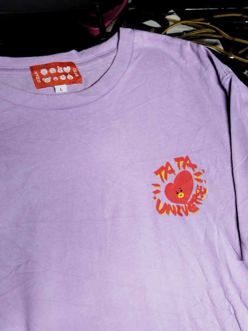 BT21 TATA UNIVERSE UTOPIA LIGHT PURPLE (Category: Shirts) located in Manila. Submitted by rfaiyaz (Listing ID 1459723394, Image 3). Description: BT21 TATA Universe Utopia Official Merchandise Size Large (Asian Sizing) In Good - Excellent Condition ✅ No Issue❌.