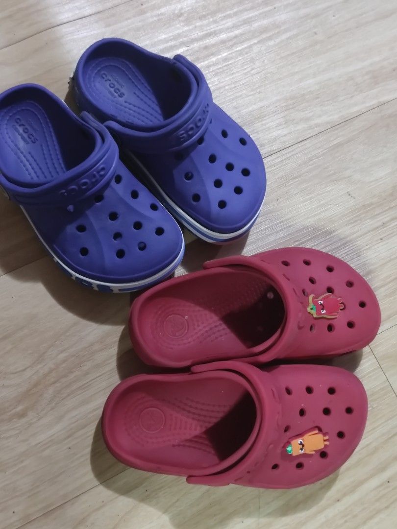 Bundle c8- Crocs Clogs 2-3years (Category: Babies & Kids Fashion) located in Dagupan City. Submitted by jhazrightshop (Listing ID 1459815121, Image 1). Description: 📌 Items are 𝗕𝗥𝗔𝗡𝗗𝗘𝗗|𝗣𝗥𝗘𝗟𝗢𝗩𝗘𝗗, Please manage your expectations...😚🙏💗 ✅ Japan / Korea source HAPPY Shopping!! 😍😍 💰💰 BDO / Gcash 🚛🚛 JnT courier.