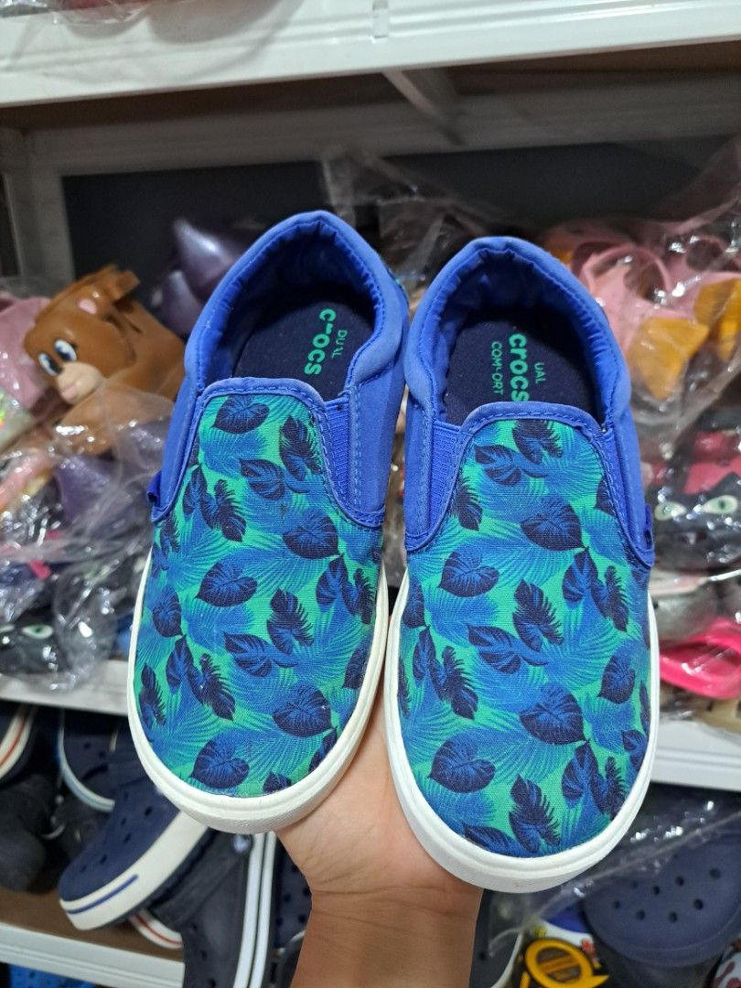 C13@19cm, ORIGINAL PRELOVED CROCS FOR KID (Category: Babies & Kids Fashion) located in Quezon City. Submitted by kimlynandaya (Listing ID 1459733805, Image 1). Description: ORIGINAL PRELOVED CROCS FOR KID CM:19 C13.