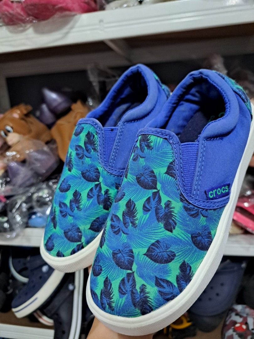 C13@19cm, ORIGINAL PRELOVED CROCS FOR KID (Category: Babies & Kids Fashion) located in Quezon City. Submitted by kimlynandaya (Listing ID 1459733805, Image 2). Description: ORIGINAL PRELOVED CROCS FOR KID CM:19 C13.