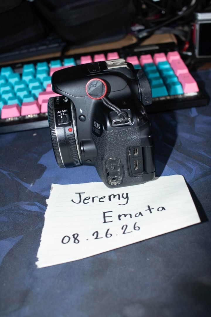 Canon EOS 650D + 40mm STM Pancake Lens Bundle (Category: Cameras) located in Cainta. Submitted by technicallyrushing (Listing ID 1459821710, Image 2). Description: Canon EOS 650D + 40mm STM Pancake Lens Bundle Complete lightweight setup, great for everyday and street photography. Inclusions: * Canon EOS 650D body * Meike battery grip * 2 original Canon batteries * Canon charger * Canon EF 40mm f/2.8 STM lens Issues: * Vignetting on top-left corne