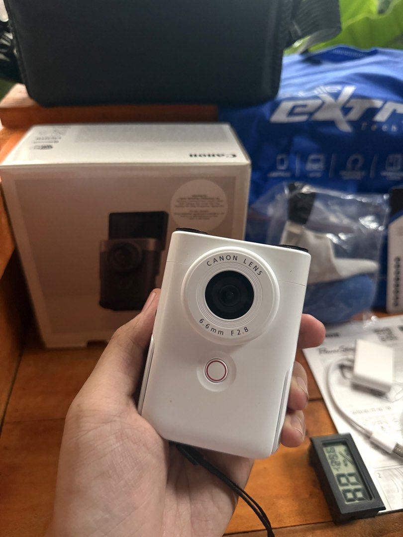 Canon PowerShot V10 - 7 Months Old (Category: Cameras) located in Manila. Submitted by erunmiqlo.26 (Listing ID 1459711499, Image 3). Description: FOR SALE: CANON POWERSHOT V10 🏷️ 16,999 nego ✅ GOOD FOR VLOGGING ✅ PERFECT FOR PHOTOS AND VIDEOS ✅ FLIP SCREEN CAMERA ✅ TOUCH SCREEN CAMERA ✅ SUPPORTS CANON APP ✅ WIFI ✅ 7 MONTHS OLD MINIMAL USE ✅ VERY HANDY PERFECT FOR GALA ✅ AESTHETIC DESIGN ✅ HIGH QUALITY PICTURES AND VIDEOS ✅ BELOW SRP! w/ a Lot o