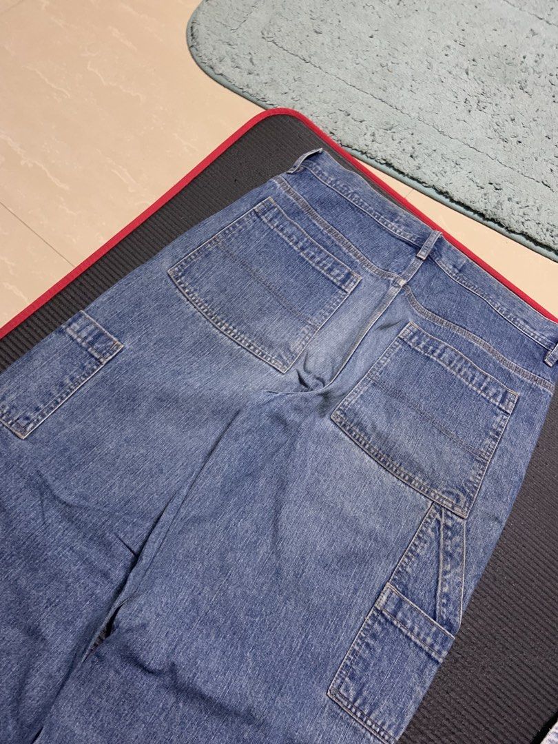 CARPENTER PANTS HEAVY BAGGY (Category: Jeans) located in Bulacan. Submitted by tiann.thrifts (Listing ID 1459899080, Image 2). Description: DM TO PURCHASE‼️‼️ 33-34 43 length 10 hem good as new .