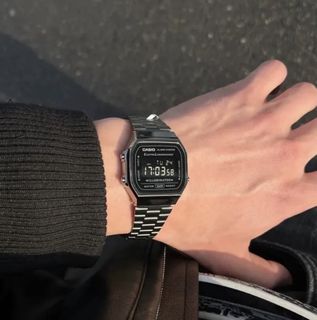 (Category: ) located in . Submitted by thehypewear.co (Listing ID 1459806001, Image 1). Description: .
