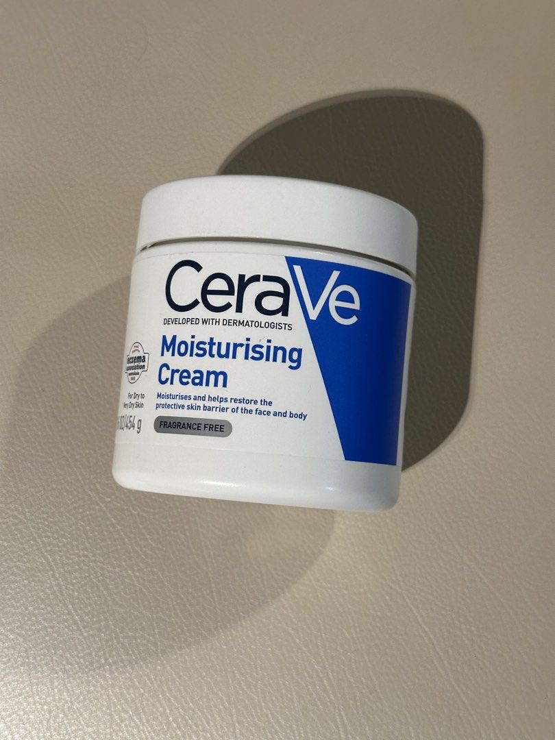 Cerave Moisturizing Cream (Category: Face Care) located in Quezon City. Submitted by declutter.yna (Listing ID 1459783475, Image 1). Description: RFS: multiple stocks.