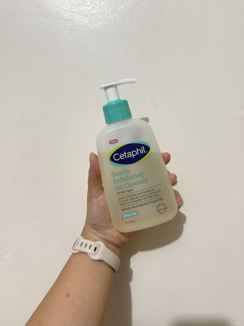 Cetaphil SA Cleanser (Category: Face Care) located in Manila. Submitted by jemmyyxx (Listing ID 1435144932, Image 1). Description: Authentic Cetaphil Salicylic Acid Cleanser Barely Used Bought locally Rfs: derma recommended to switch cleanser because of eczema.