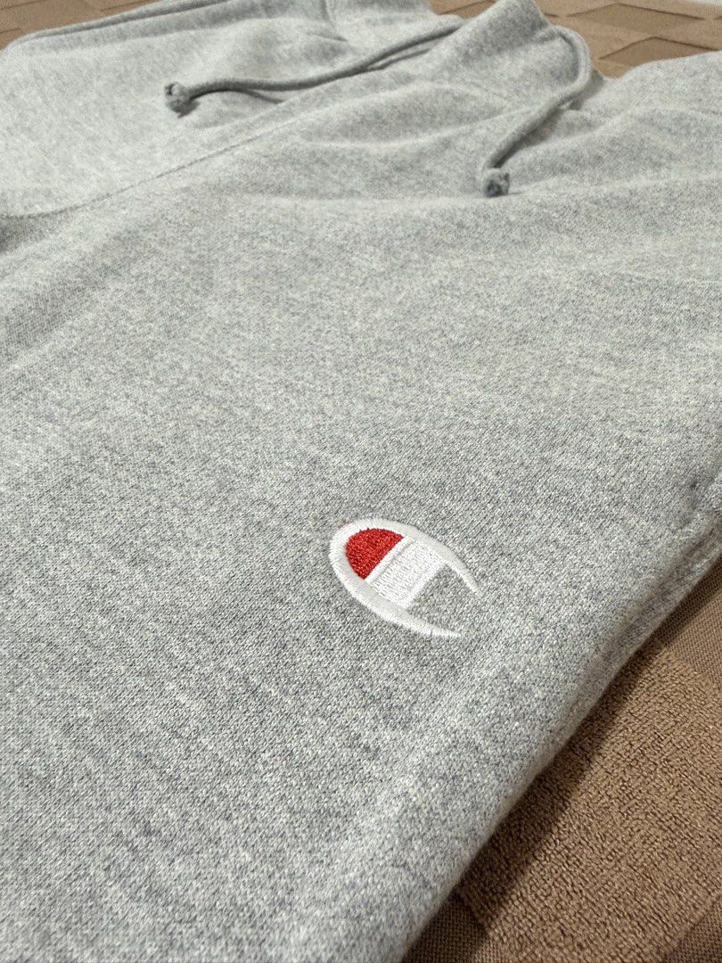 Champion Reverse Weave Grey Sweatpants Small (Category: Joggers) located in Bulacan. Submitted by rhyzz31 (Listing ID 1459821153, Image 3). Description: - Champion Reverse Weave sweatpants - Color: Grey - Size: can fit to small-medium fram - Fit: Classic, comfortable - Features: Drawstring waist, embroidered Champion logo on leg - Ideal for: Lounging, casual wear - Origin: Made in El Salvador.