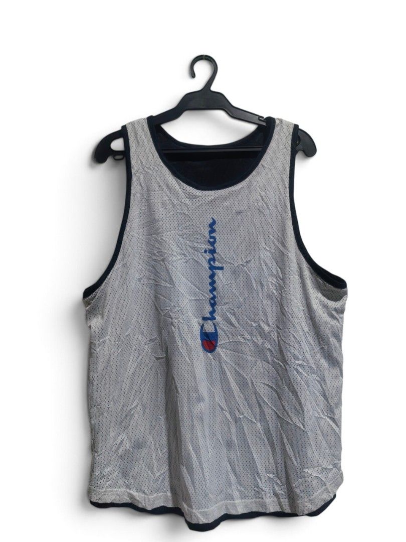 Champion reversible sando (Category: Activewear) located in Vinzons. Submitted by khasanche43622 (Listing ID 1459839560, Image 2). Description: Excellent condition No issue L-28.5 W-21.5.