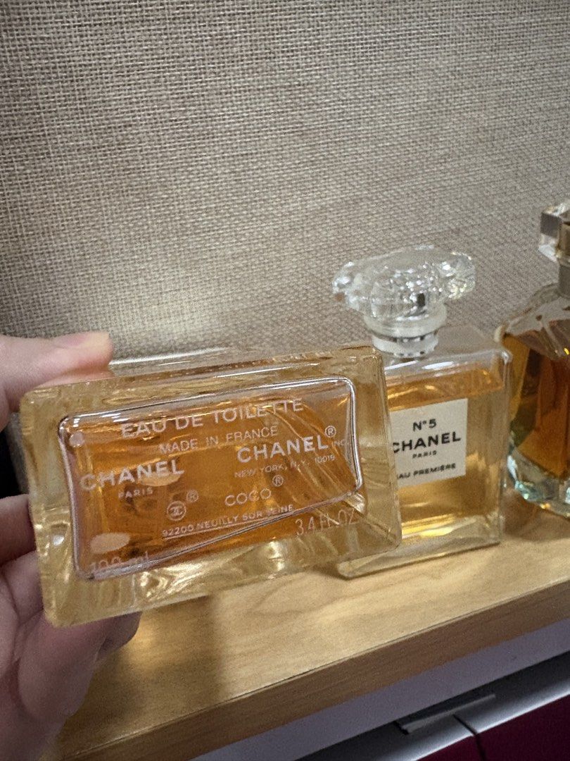 Chanel Coco Eau de Toilette & Chanel N°5 Eau Première (Category: Fragrance & Deodorants) located in Manila. Submitted by cynderellashop (Listing ID 1459771271, Image 2). Description: Chanel Coco Mademoiselle EDT 100ml ~80%full (see photo) No box 🏷️ 4500 Chanel No5 Eau Premiere EDP 100ml ~90% full (see photo) No box 🏷️ 4500 Serious buyers only No lowballers MOP: Gcash, Gotyme, BDO, RCBC Lalamove/Grab/LBC c/o buyer Location: Pasay.