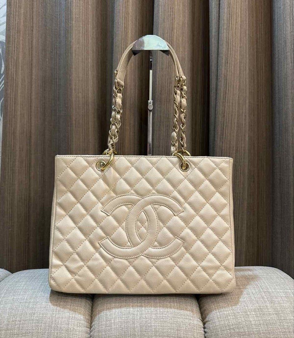 CHANEL GST (Category: Luxury Bags & Wallets) located in Navotas City. Submitted by heiresslovecloset (Listing ID 1459795057, Image 2). Description: Chanel GST's collection! -Black Caviar 125K -Beige Caviar 130K -Maroon Caviar 160k with entrupy authentication and dustbag .