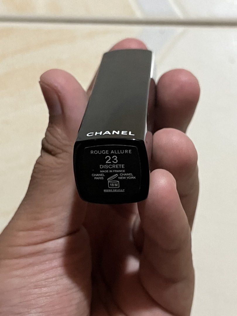 Chanel Rogue Allure Lipstick (Category: Makeup) located in Cabuyao City. Submitted by galemndza (Listing ID 1459852224, Image 1). Description: 999 + free ship Used a few times. Bought from Japan. Shade 23 - DISCRETE - can send a video on how it works - open for vc for legit checking - open for meetups from SM Calamba to SM Sta. Rosa (with additional fee for handling fee) - open for shipping via jnt (buyer will shoulder sf / gcash or gotyme mop) .