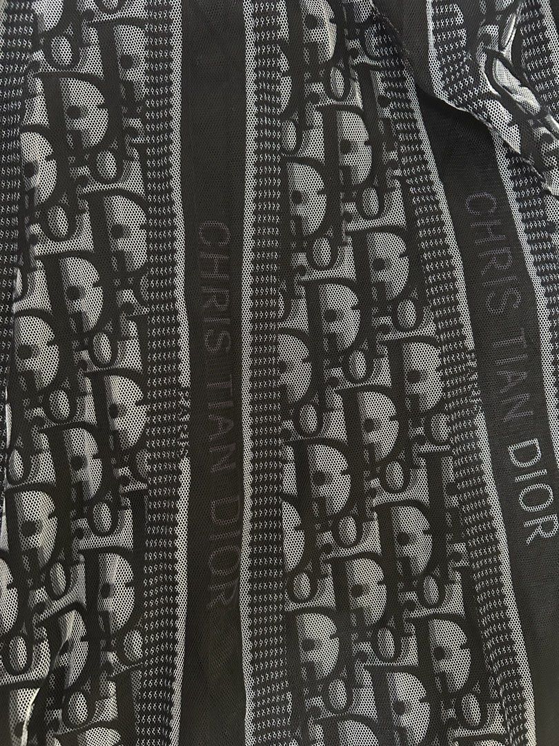 Christian Dior Maxi Skirt (Category: Skirts) located in Manila. Submitted by youngfish0723 (Listing ID 1459759959, Image 2). Description: .
