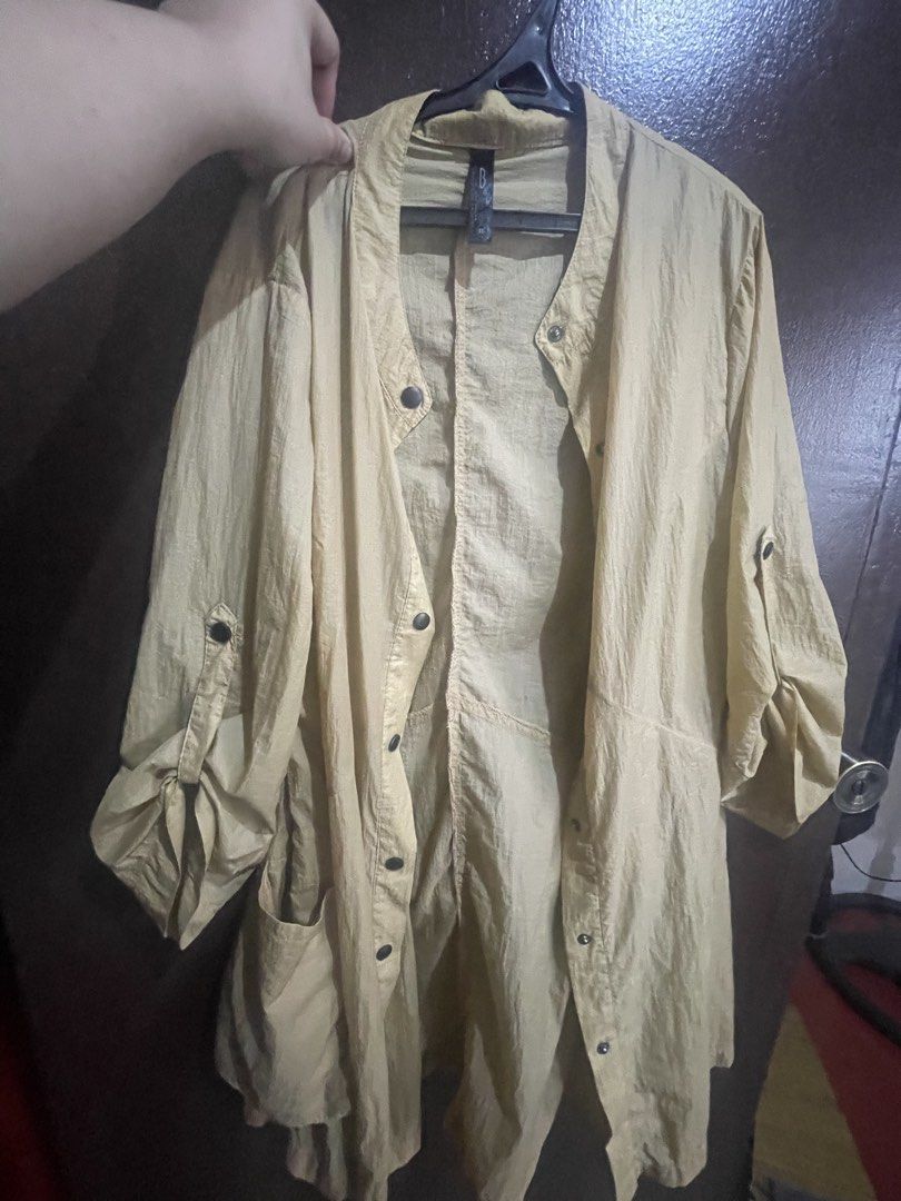 Clothes (Category: Coats, Jackets and Outerwear) located in Manila. Submitted by sopshar13 (Listing ID 1459750598, Image 3). Description: Dm for prices.