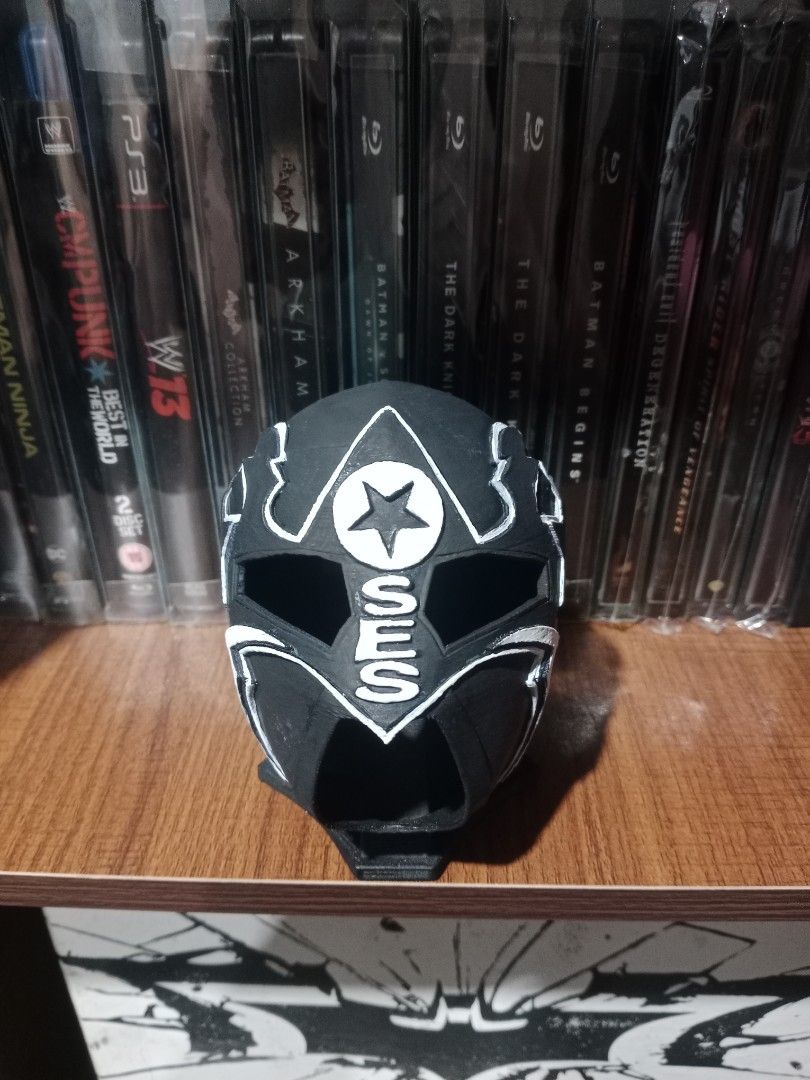 CM Punk SES Mask (Category: Western Merchandise) located in Davao. Submitted by suxrox (Listing ID 1459730543, Image 2). Description: Sf shoulder by the buyer via LBC or Jnt.