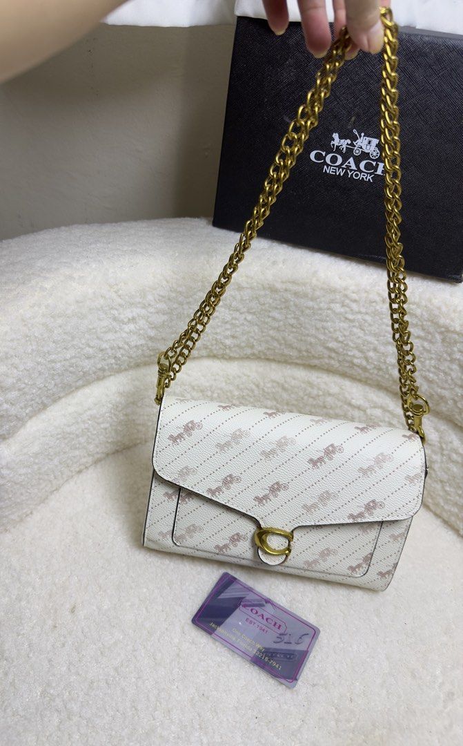 Coach 2way Wallet Sling Bag (Category: Luxury Bags & Wallets) located in Binmaley. Submitted by amayscollections (Listing ID 1459842546, Image 3). Description: On $aL€ Coded C0acH 2way Wallet Sling Bag❣️ ₱499 Only 💸 with box and dustbag na din origqual. Reg.price 699 hm nlang ngayon. gandara nito sa personal ses!👌🥺 YES to C0D✅ add 70 only. 🔥 Pm 📩 Disclaimer: ‼️ This Page is not Associated or Affiliated with any of this following brands. All 