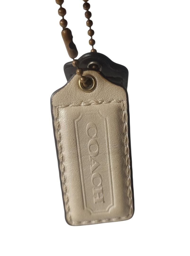 ⚜️Coach Cream & Dark Brown Hang Tags (Category: Luxury Accessories) located in Manila. Submitted by 74_tiger (Listing ID 1459785404, Image 2). Description: Item: Coach Leather Hang Tags Condition: Gently Used Material: Leather 💯% Authentic Pre - Owned Made From Genuine Leather Combination Of Cream & Dark Brown Perfect Accessory For Your Luxury Bags, Wristlets, Pouches and Clutch Bag Ready To Ship / Pick - Up NON - NEGOTIABLE!!!! .