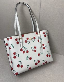 （分類：）位於 。 由 keen-336 提交（商品編號 1459761441，圖片 1）。簡介： 。