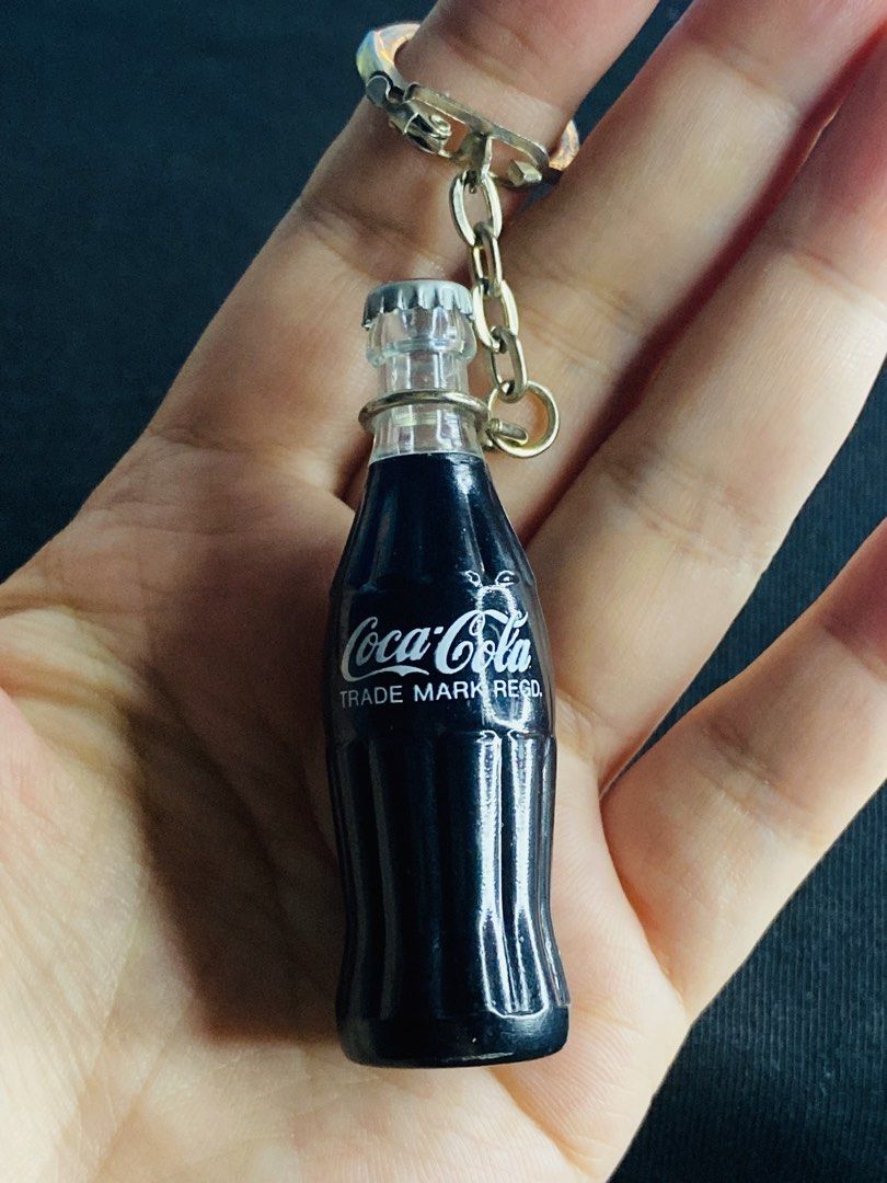 Coca cola keychain (Category: Character Goods) located in Manila. Submitted by kawaii_omocha_est2020 (Listing ID 1459831616, Image 1). Description: .